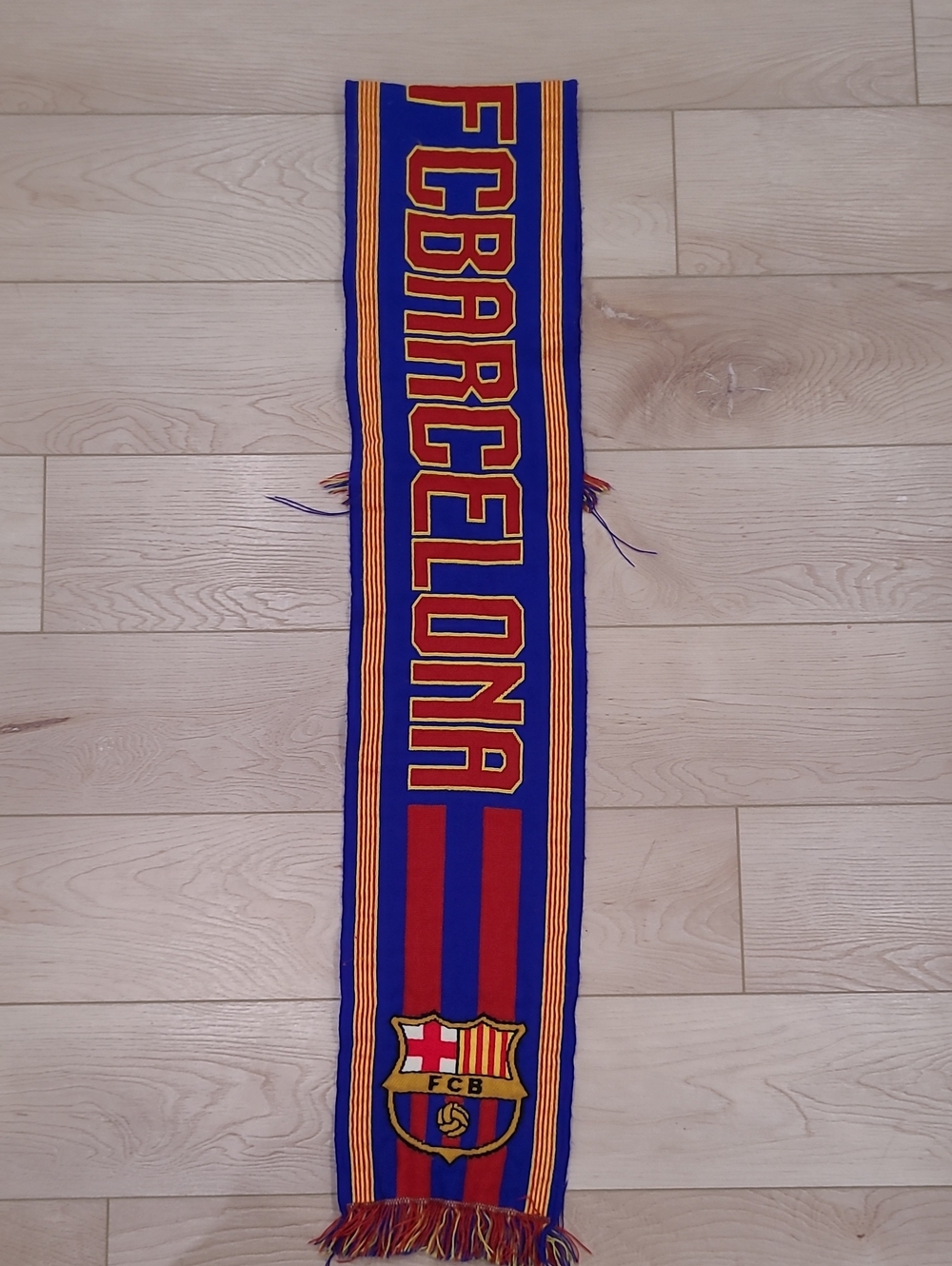 Official FC Barcelona Knit Fan Scarf Made In Portugal